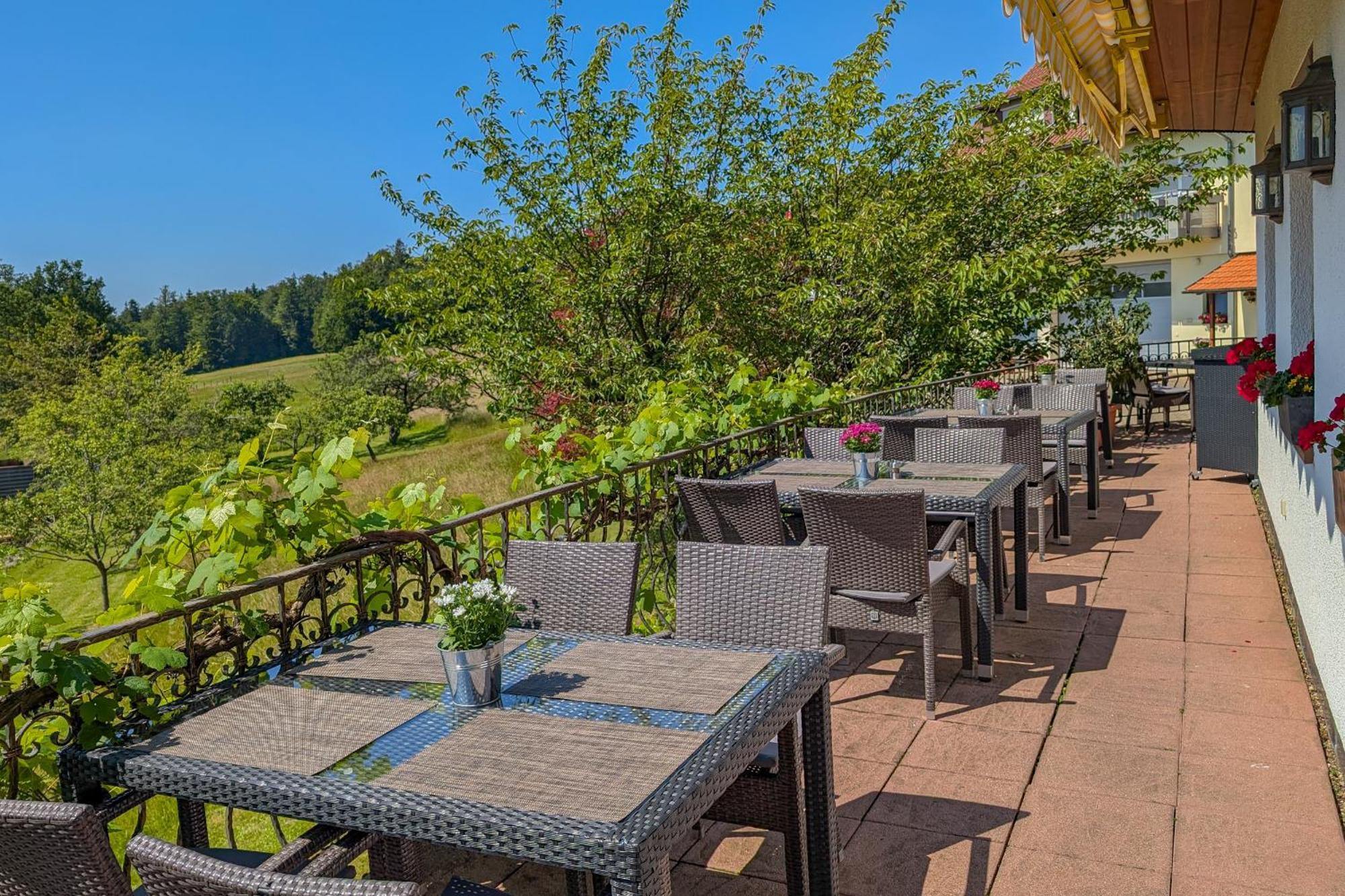 Hotel Restaurant Vinothek Lamm Bad Herrenalb Exterior photo