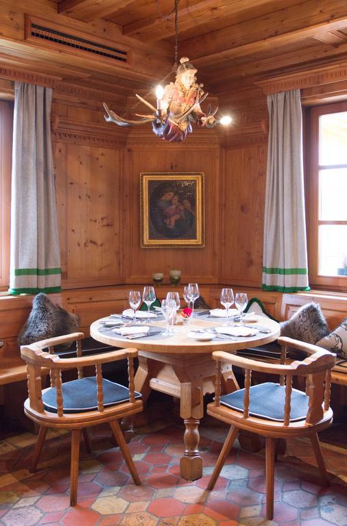 Hotel Restaurant Vinothek Lamm Bad Herrenalb Exterior photo